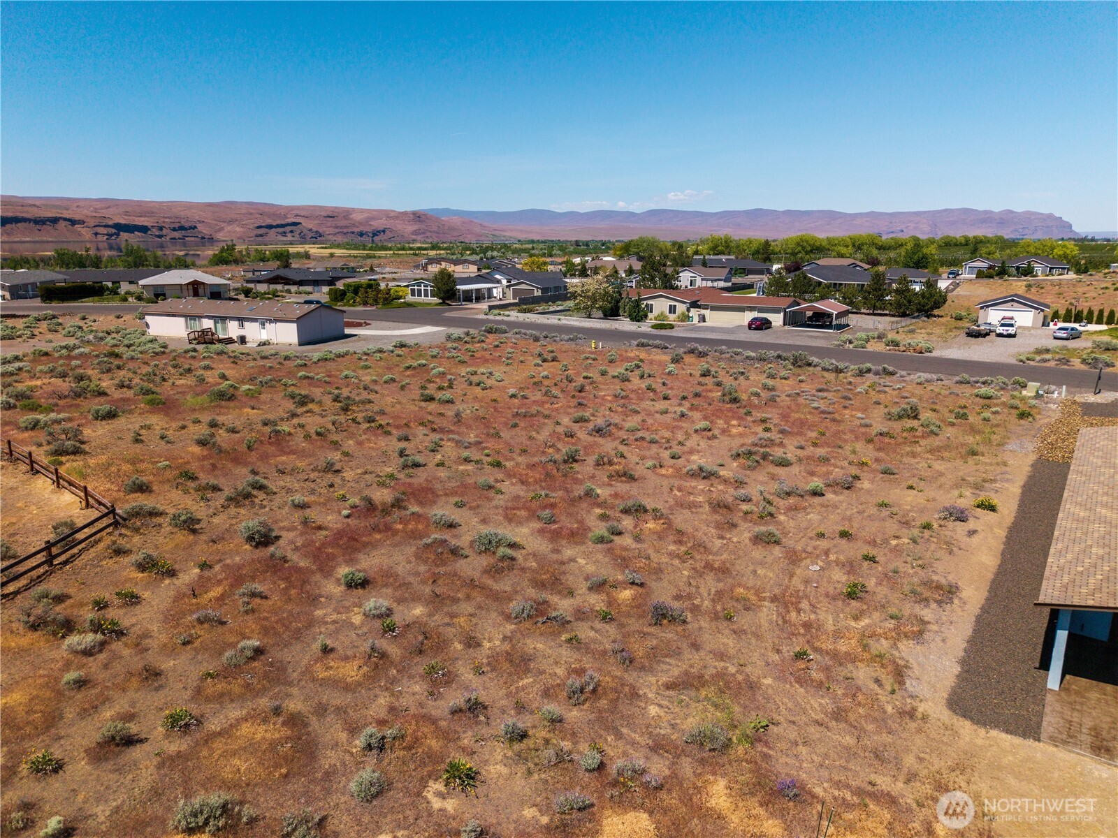 711 Sunset Boulevard Property Photo 12