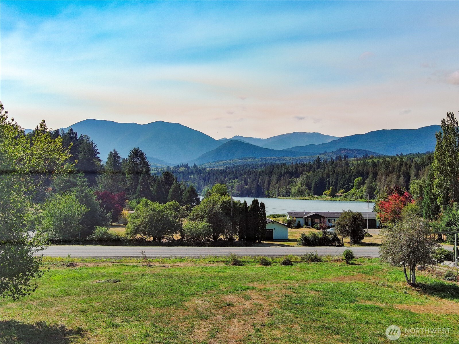 28897 X Highway 101 Property Photo 1