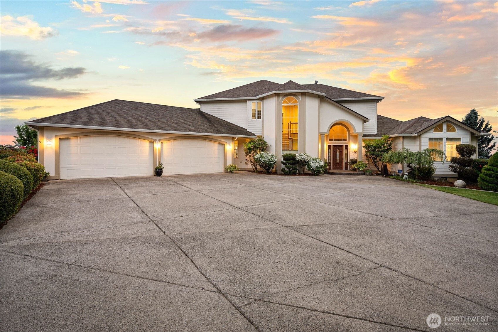 124 Pompano Road Property Photo 1