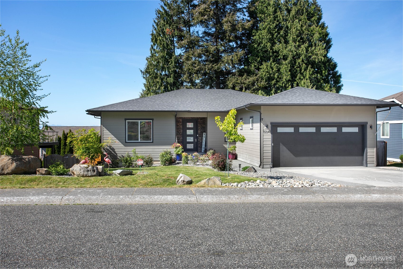 5544 Whitehorn Way Property Photo 2