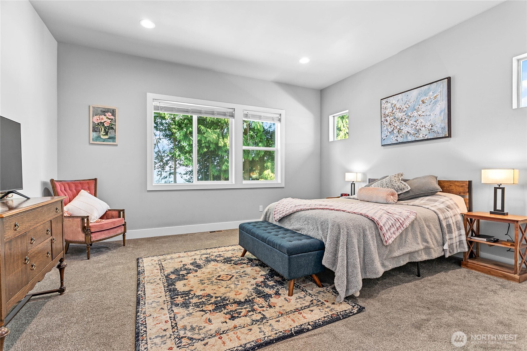 5544 Whitehorn Way Property Photo 14