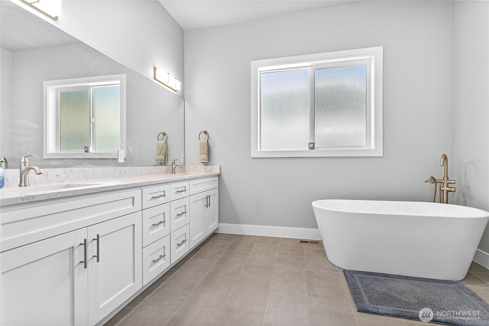 5544 Whitehorn Way Property Photo 17