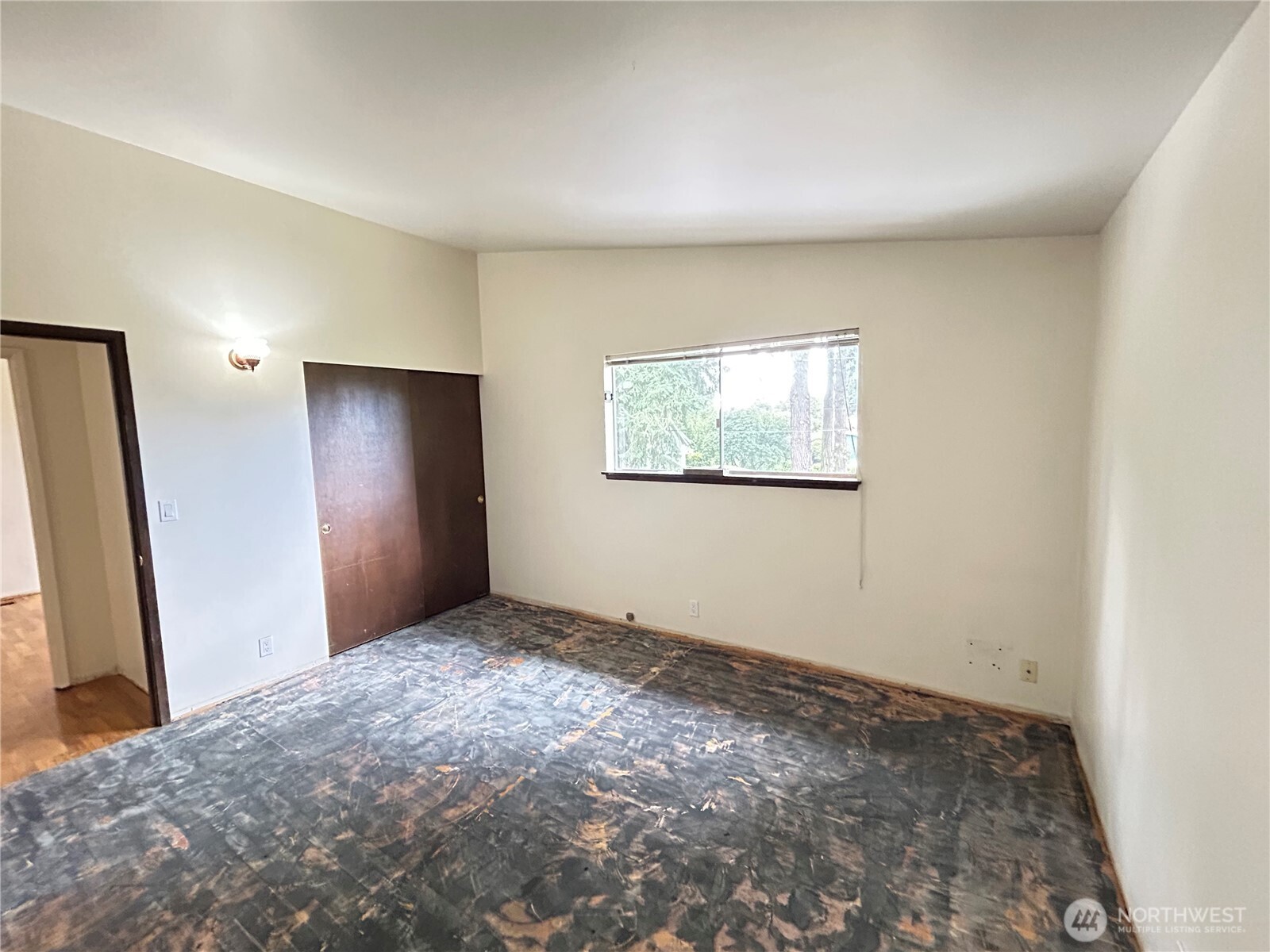 11718 5th Avenue Property Photo 13