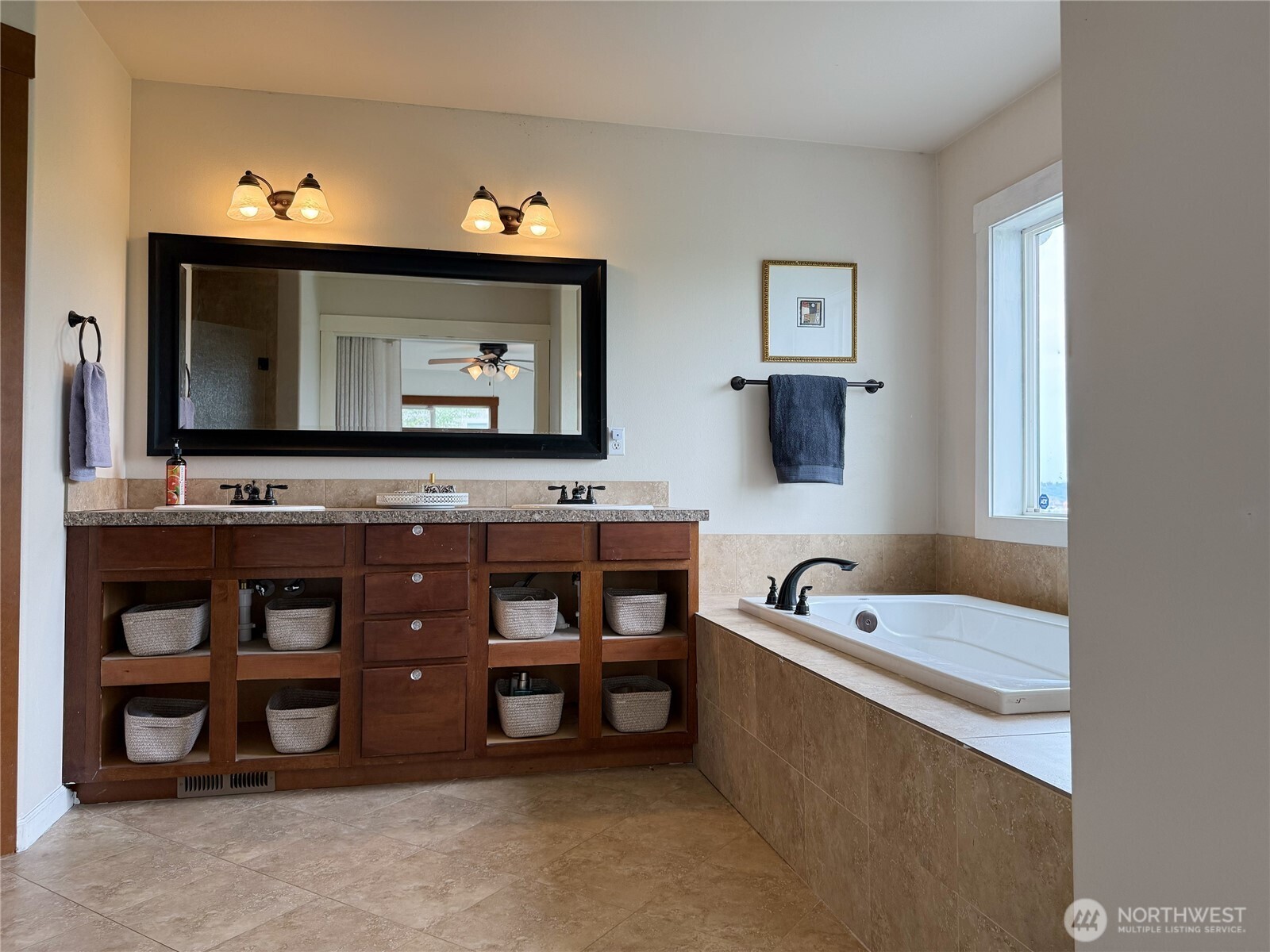 3012 E Valley View Terrace Property Photo 12