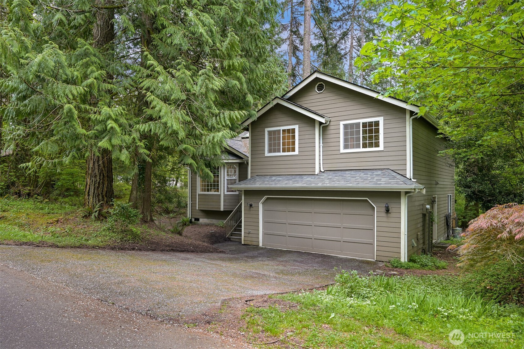 5 Horseshoe Circle Property Photo 1