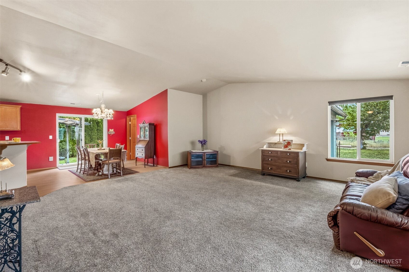 5197 Regan Road Property Photo 3