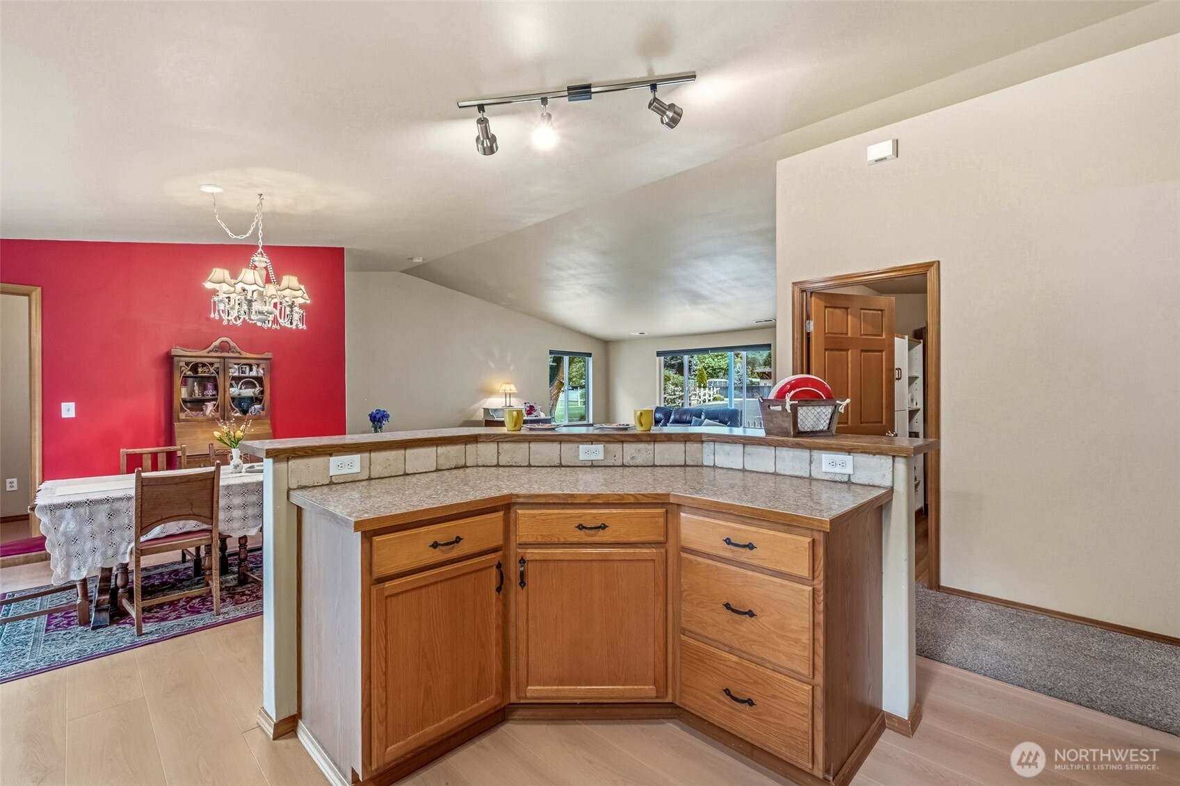 5197 Regan Road Property Photo 10