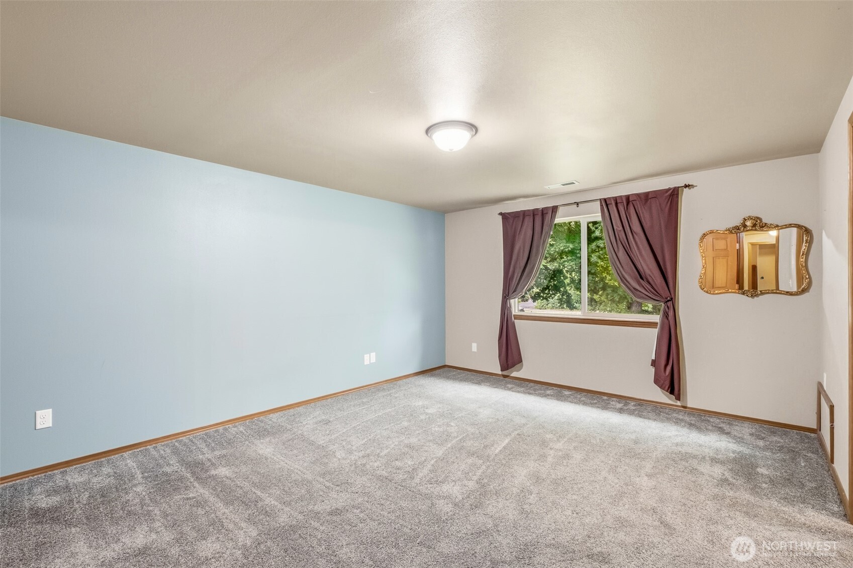 5197 Regan Road Property Photo 12