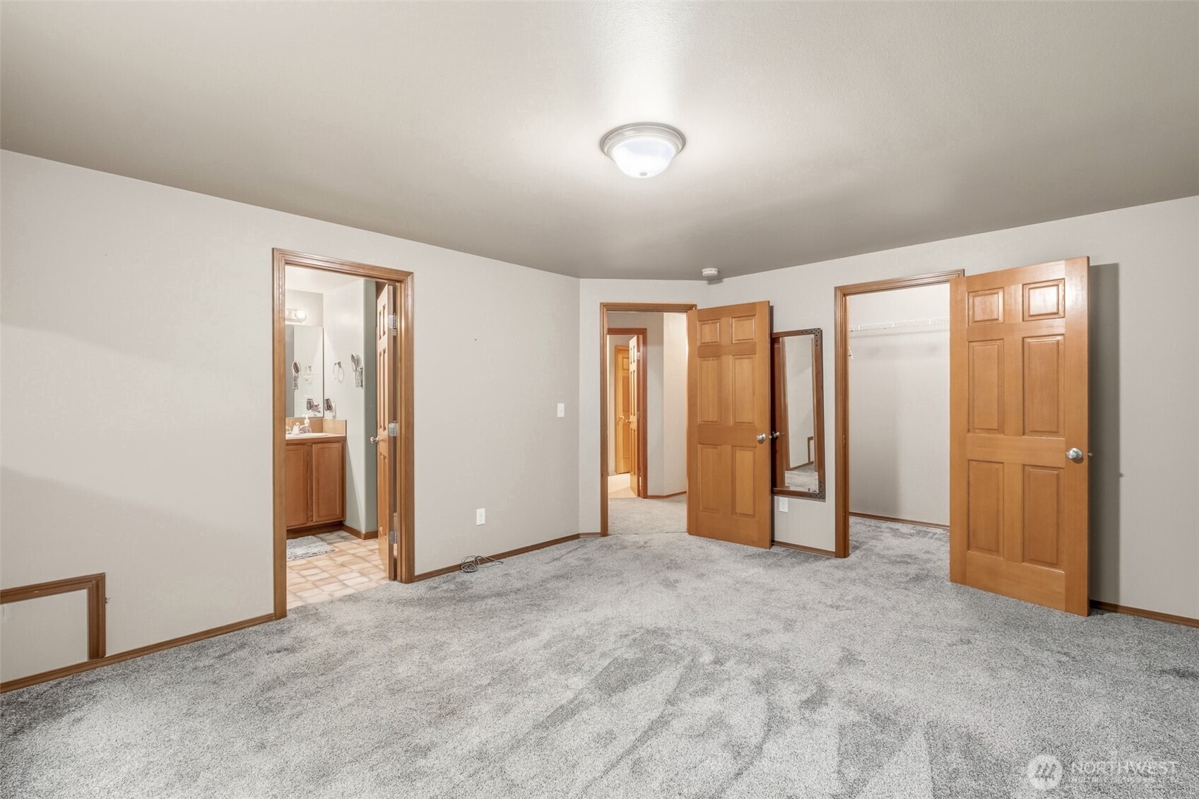 5197 Regan Road Property Photo 13