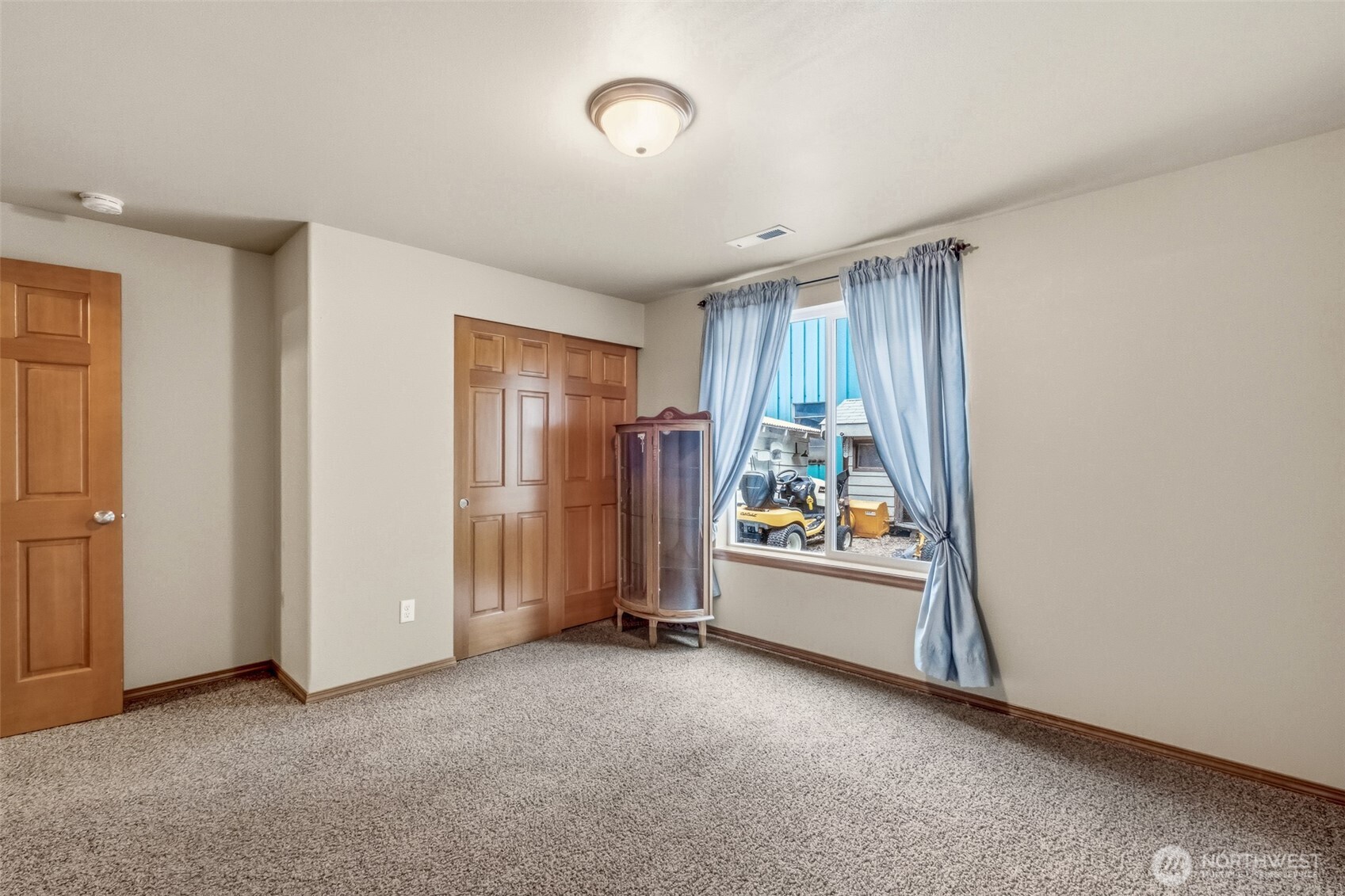 5197 Regan Road Property Photo 19