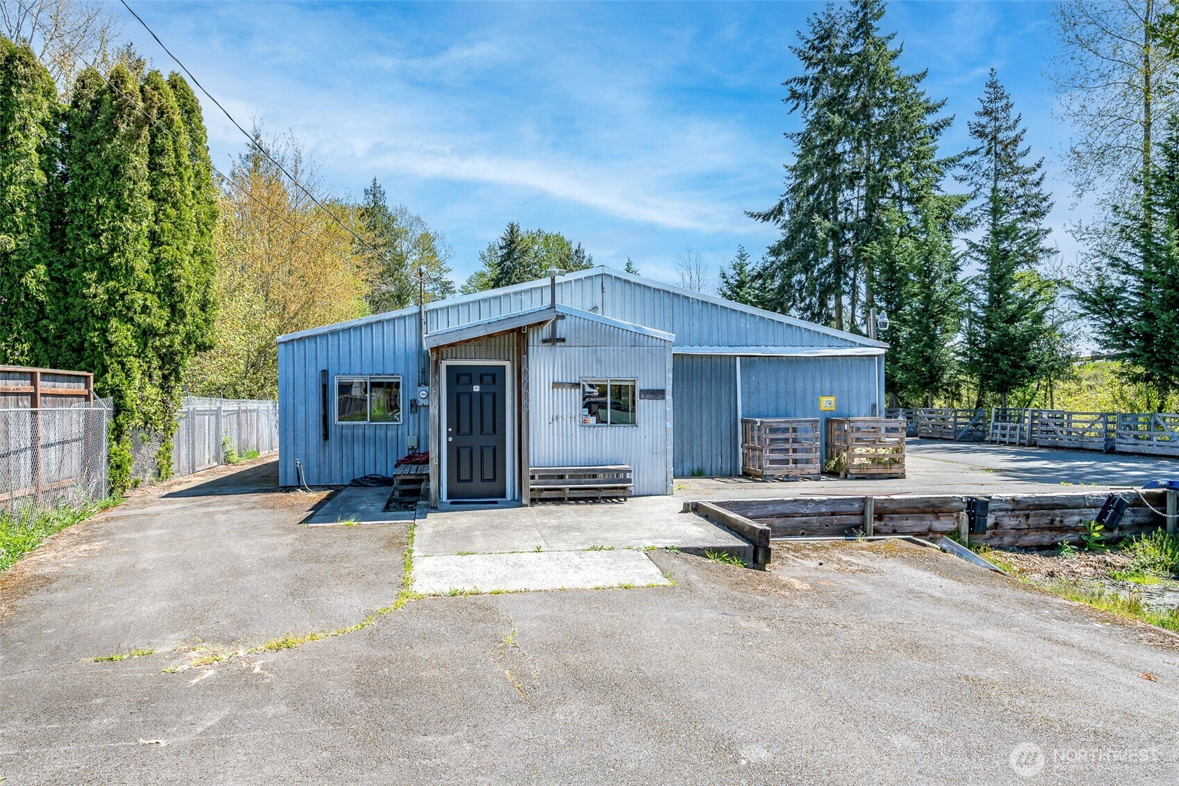10709 12th Avenue Property Photo 3