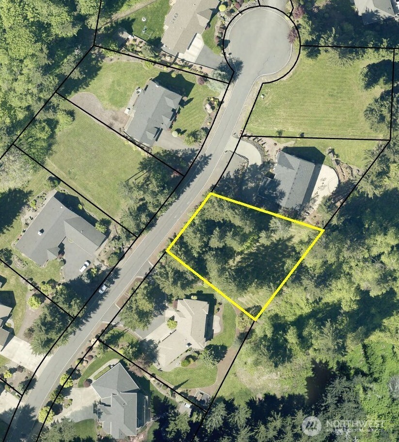 110 Rainier Court Property Photo 4