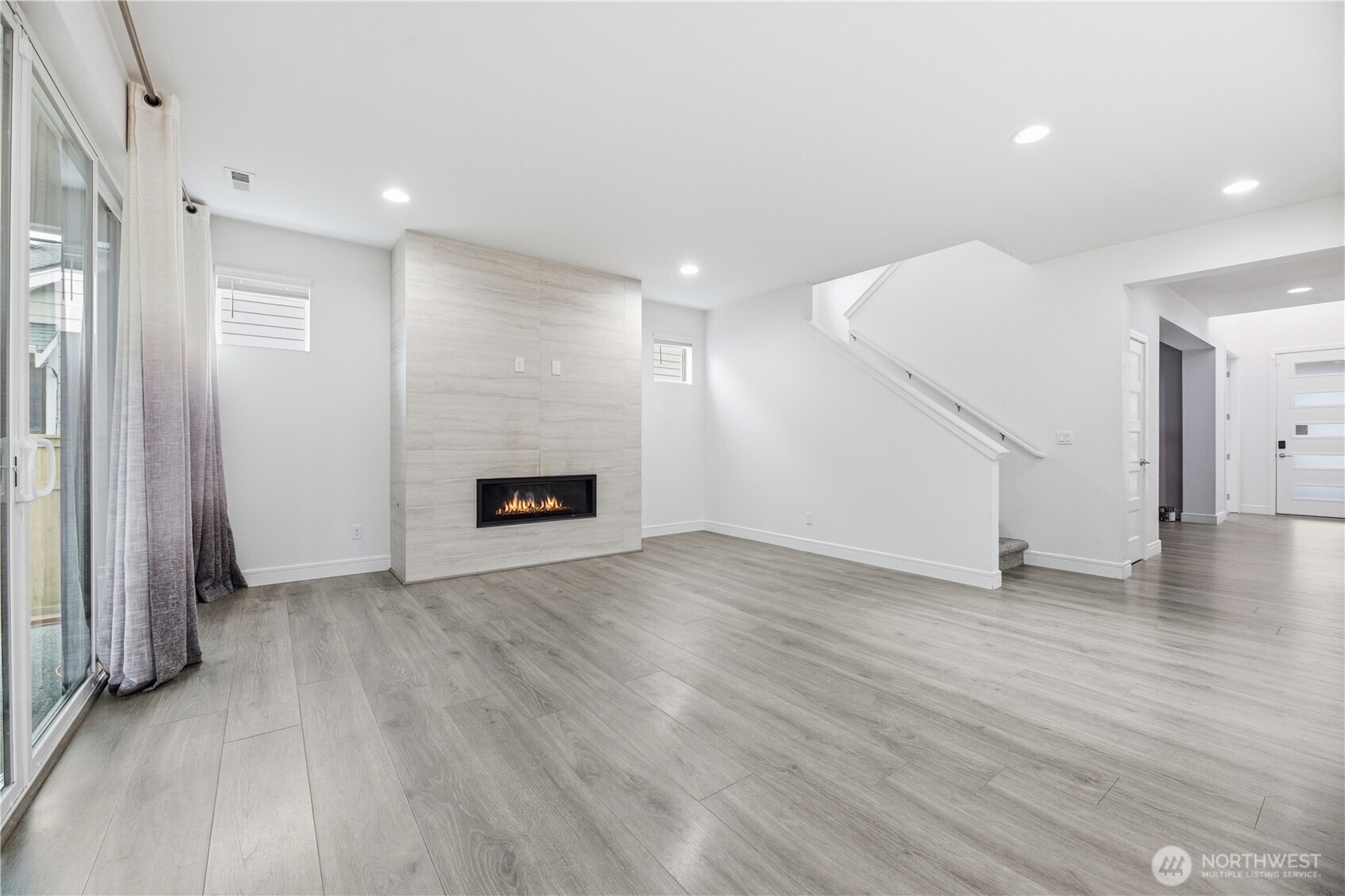 23107 70th Street Property Photo 4