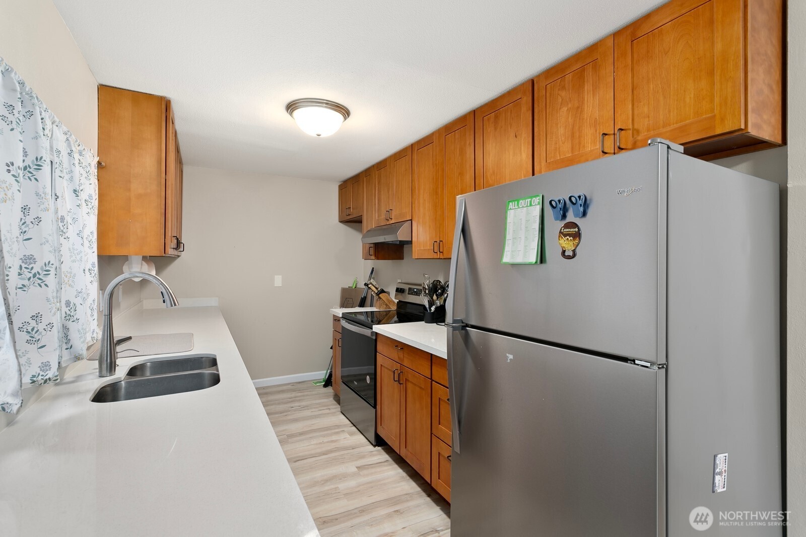 206 W Marilyn Avenue Property Photo 13