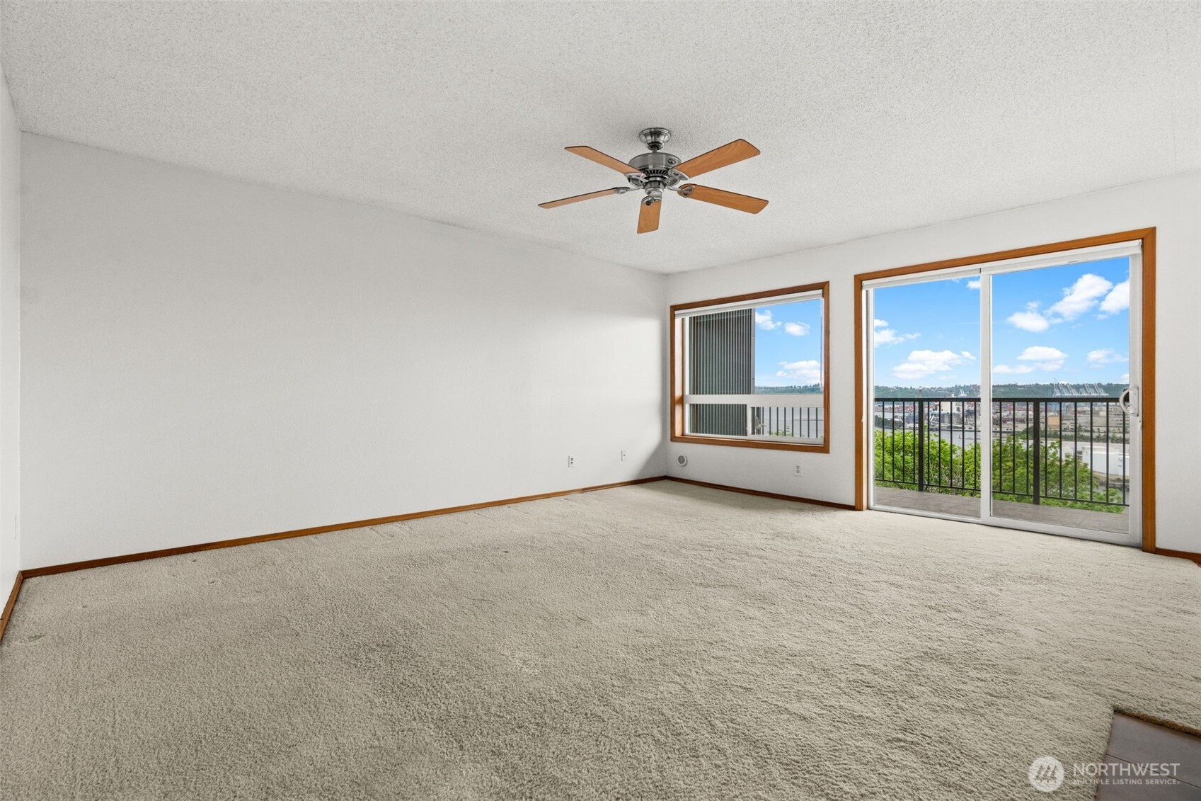 525 Broadway 308 Property Photo 5