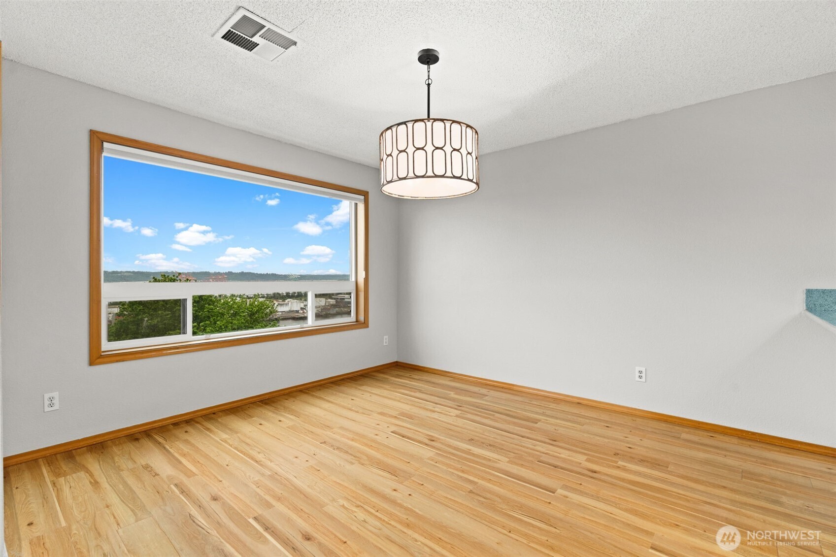 525 Broadway 308 Property Photo 8