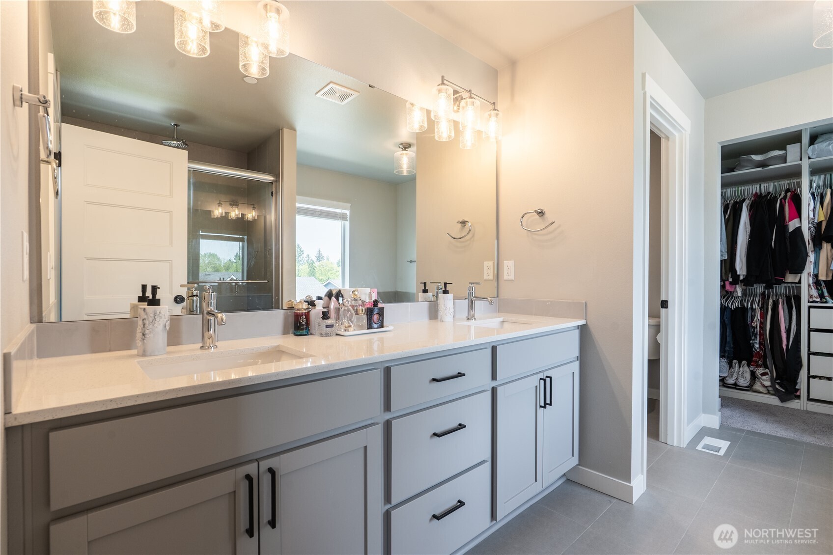 8788 68th Place Property Photo 16