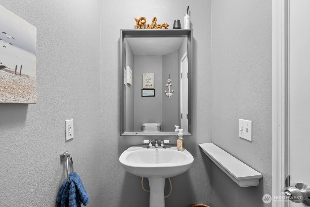 10426 196th Property Photo 13