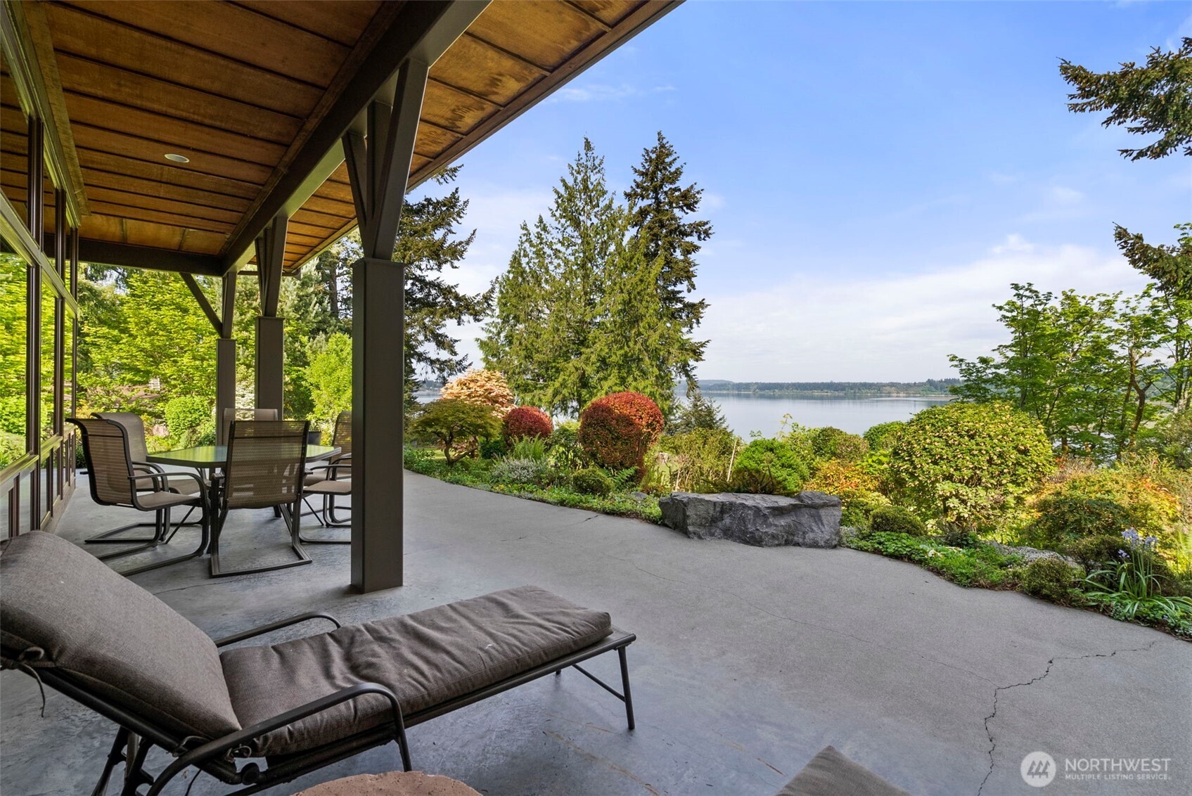 4702 Luhr Road Property Photo 3