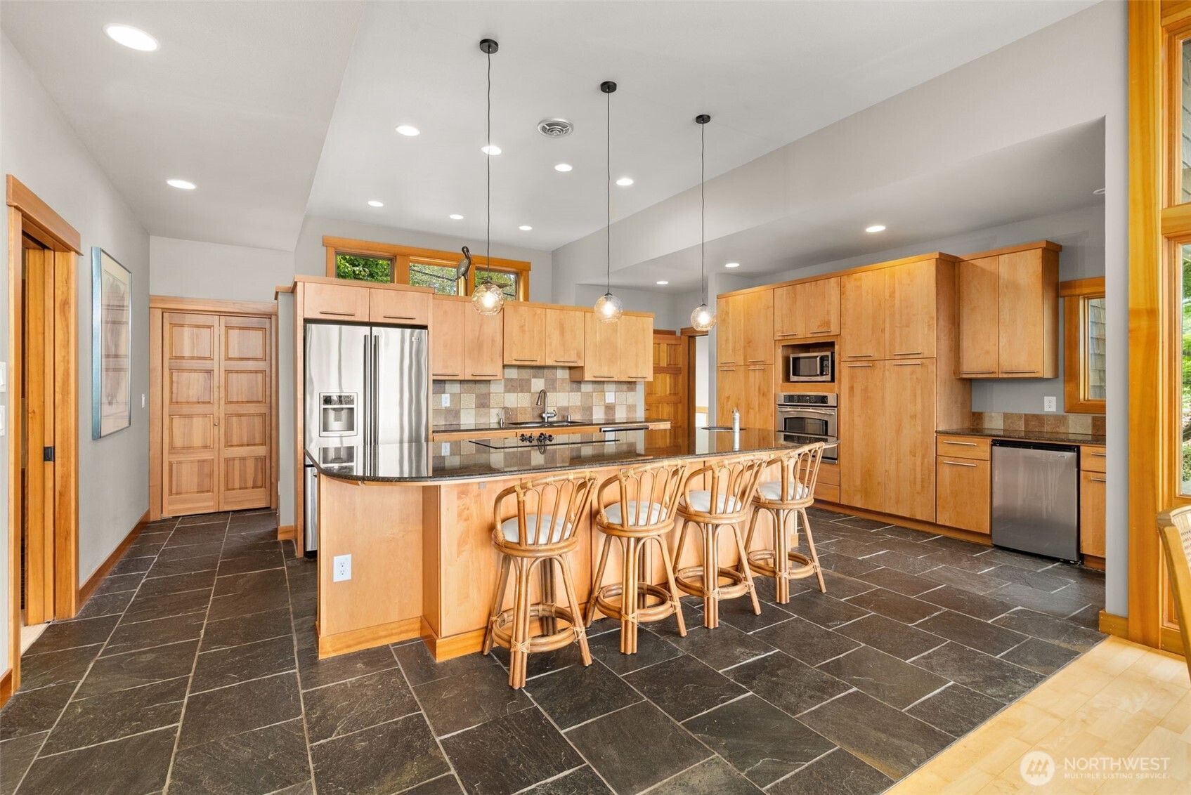 4702 Luhr Road Property Photo 13