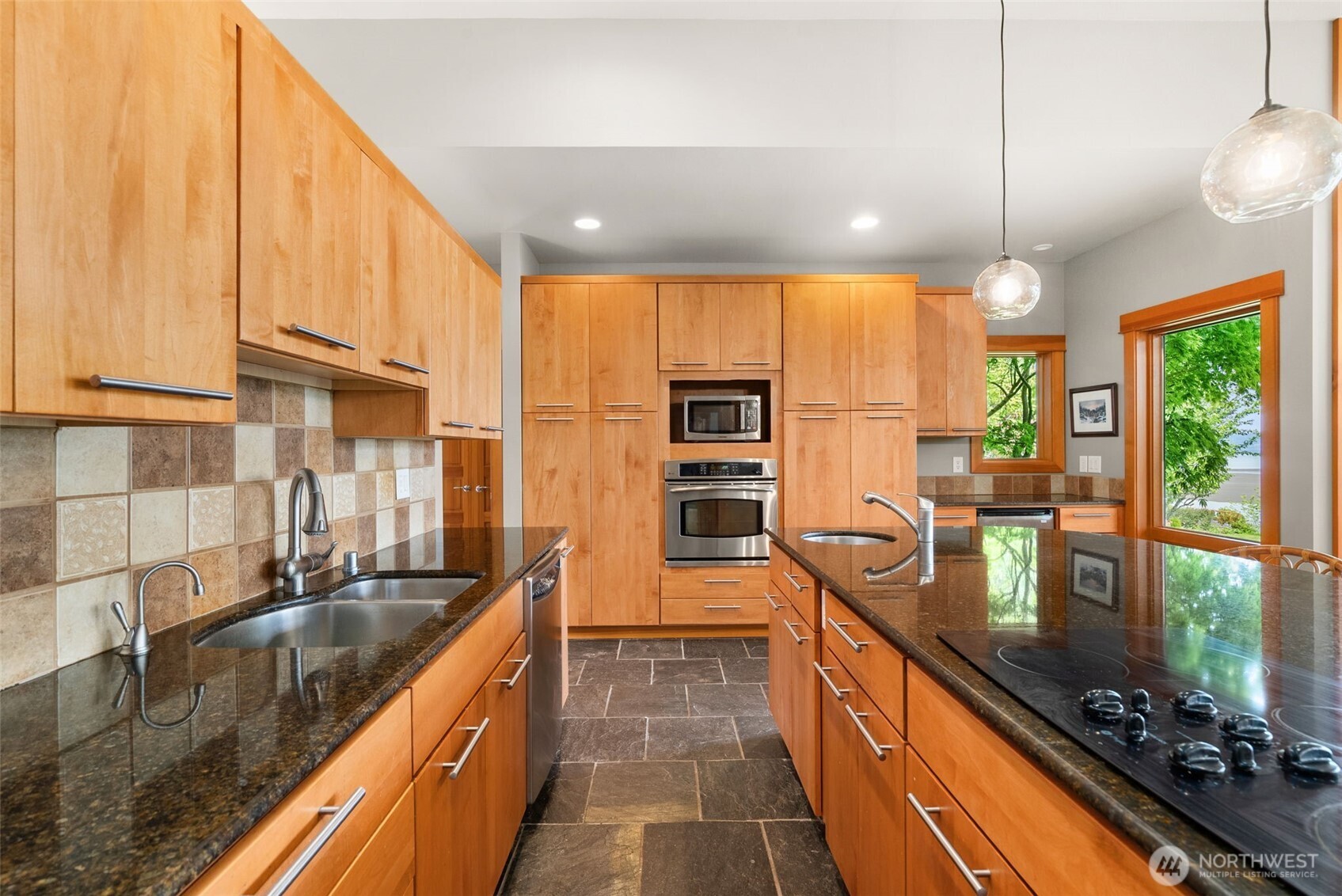 4702 Luhr Road Property Photo 14