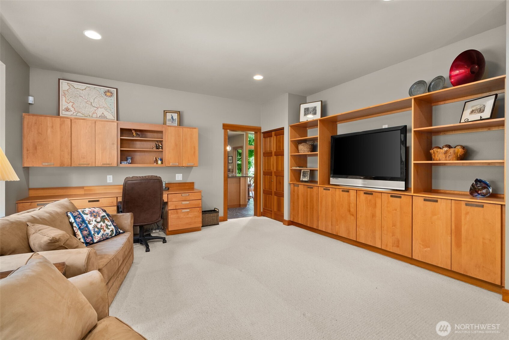 4702 Luhr Road Property Photo 18