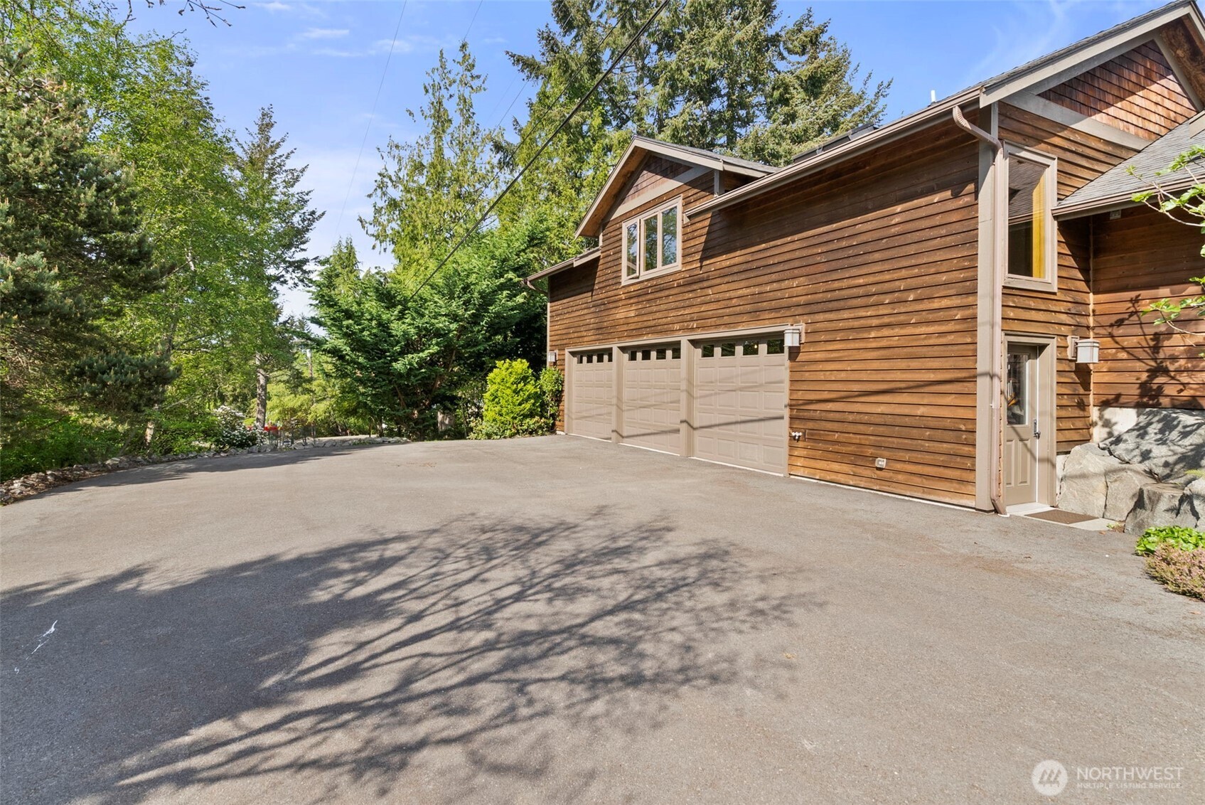4702 Luhr Road Property Photo 32