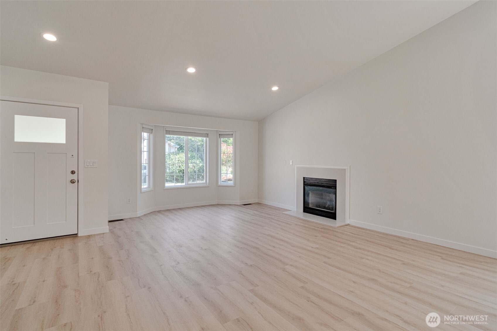 4504 220th Sw Street Property Photo 9