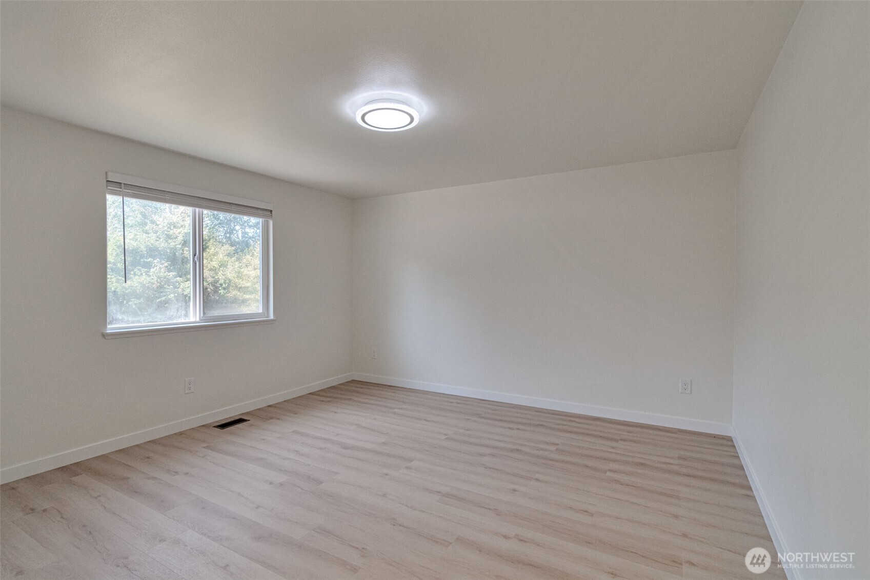 4504 220th Sw Street Property Photo 12