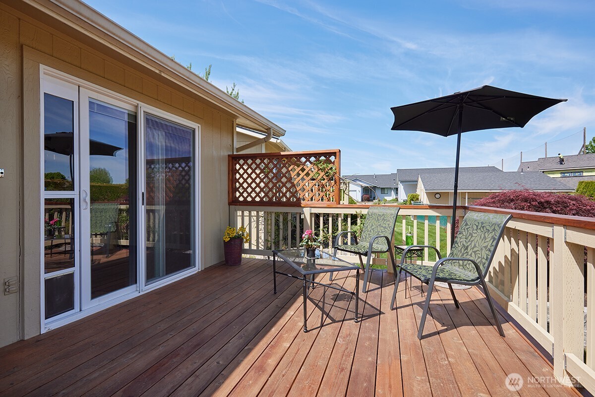 1190 Lancer Property Photo 20