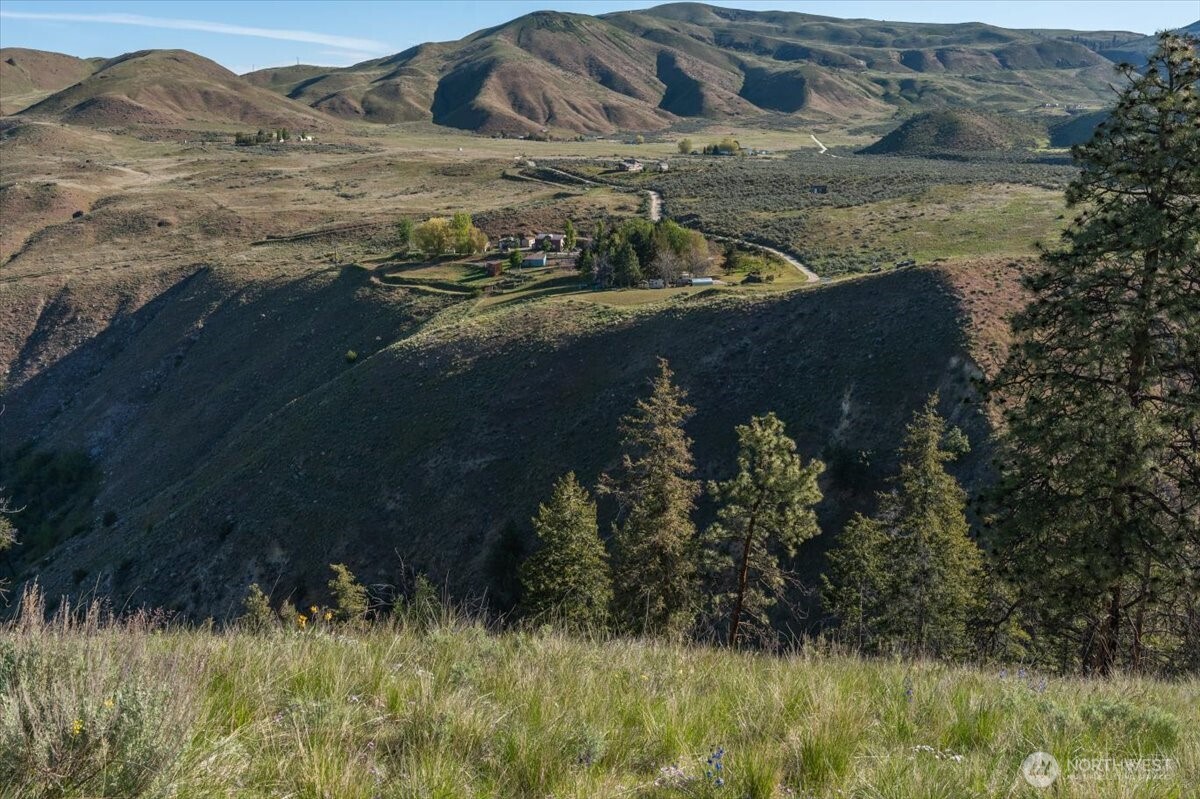 25 Chelan Hills Acres Road Property Photo 6