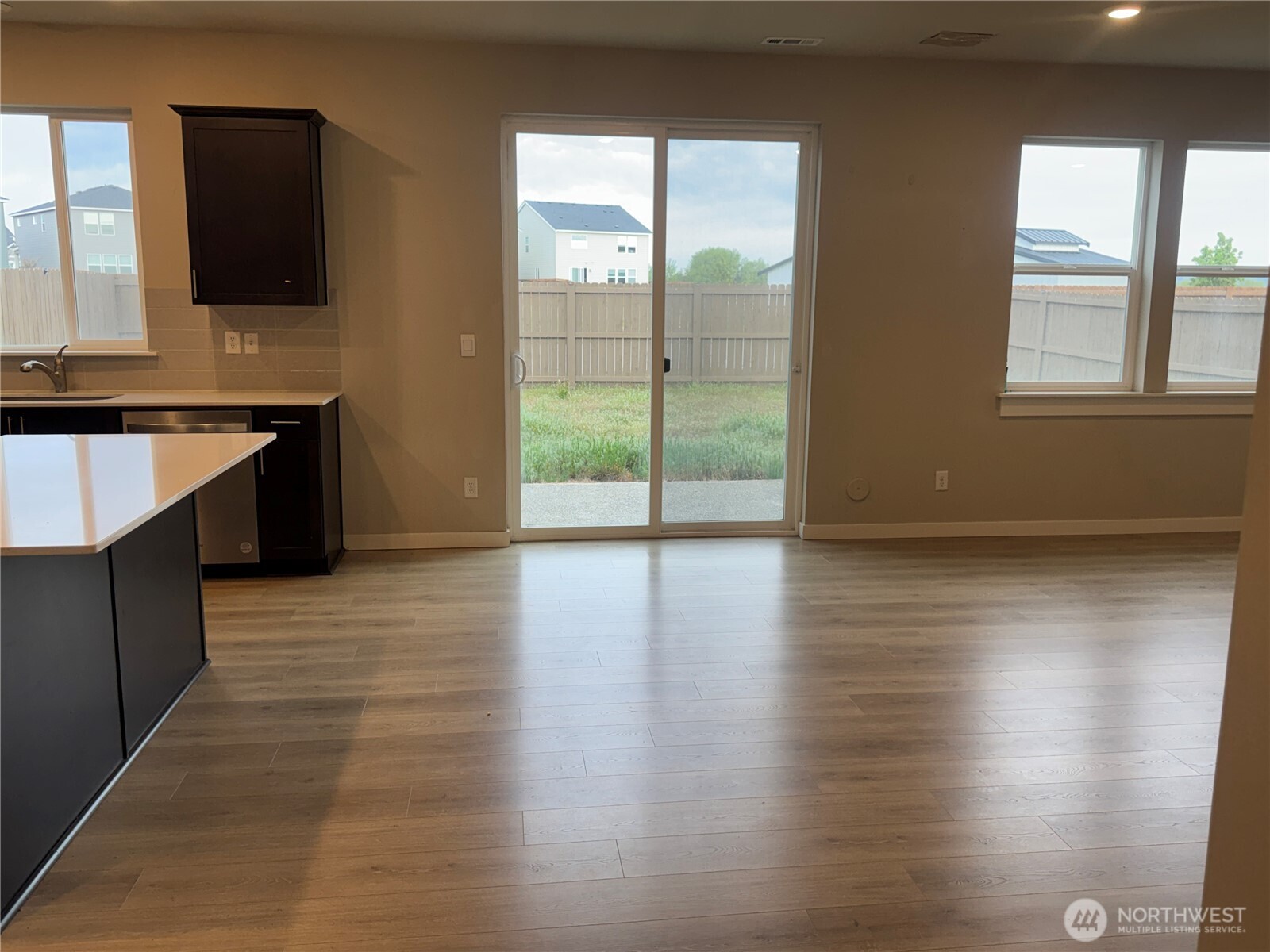 2908 Longhorn Loop Property Photo 3
