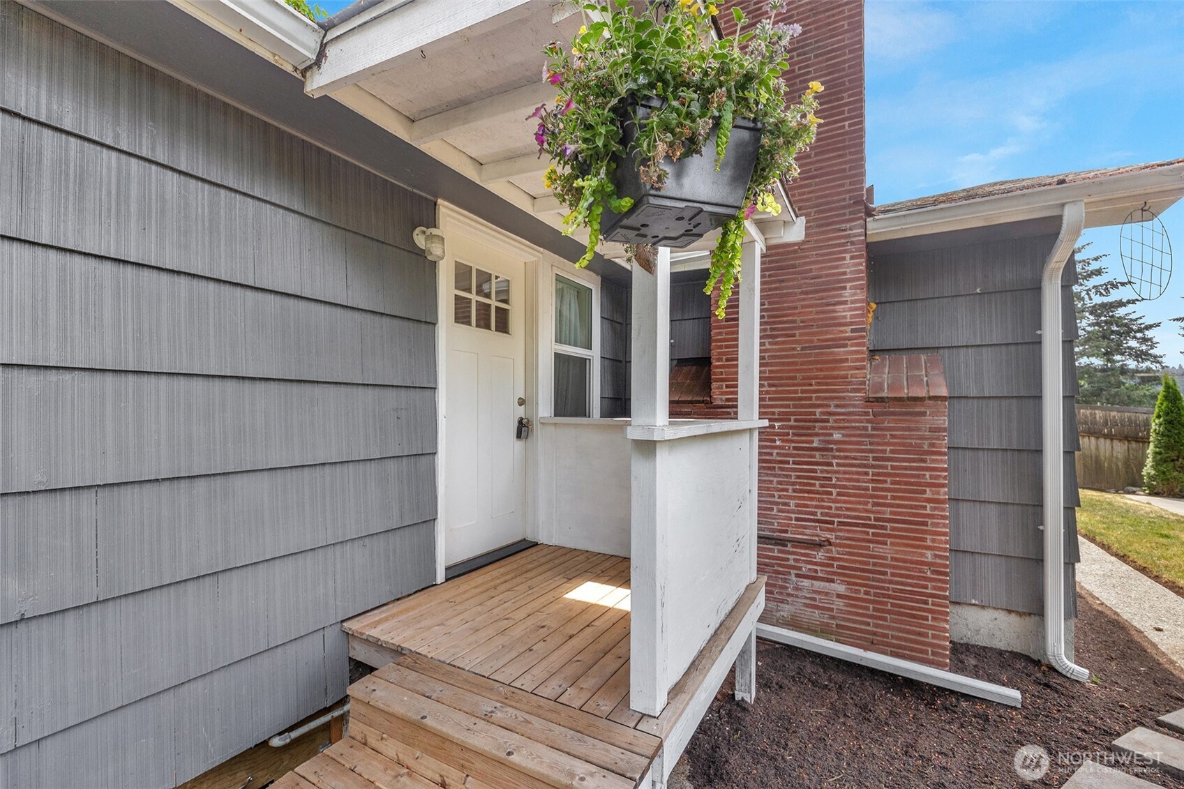 17806 83rd Place Property Photo 4