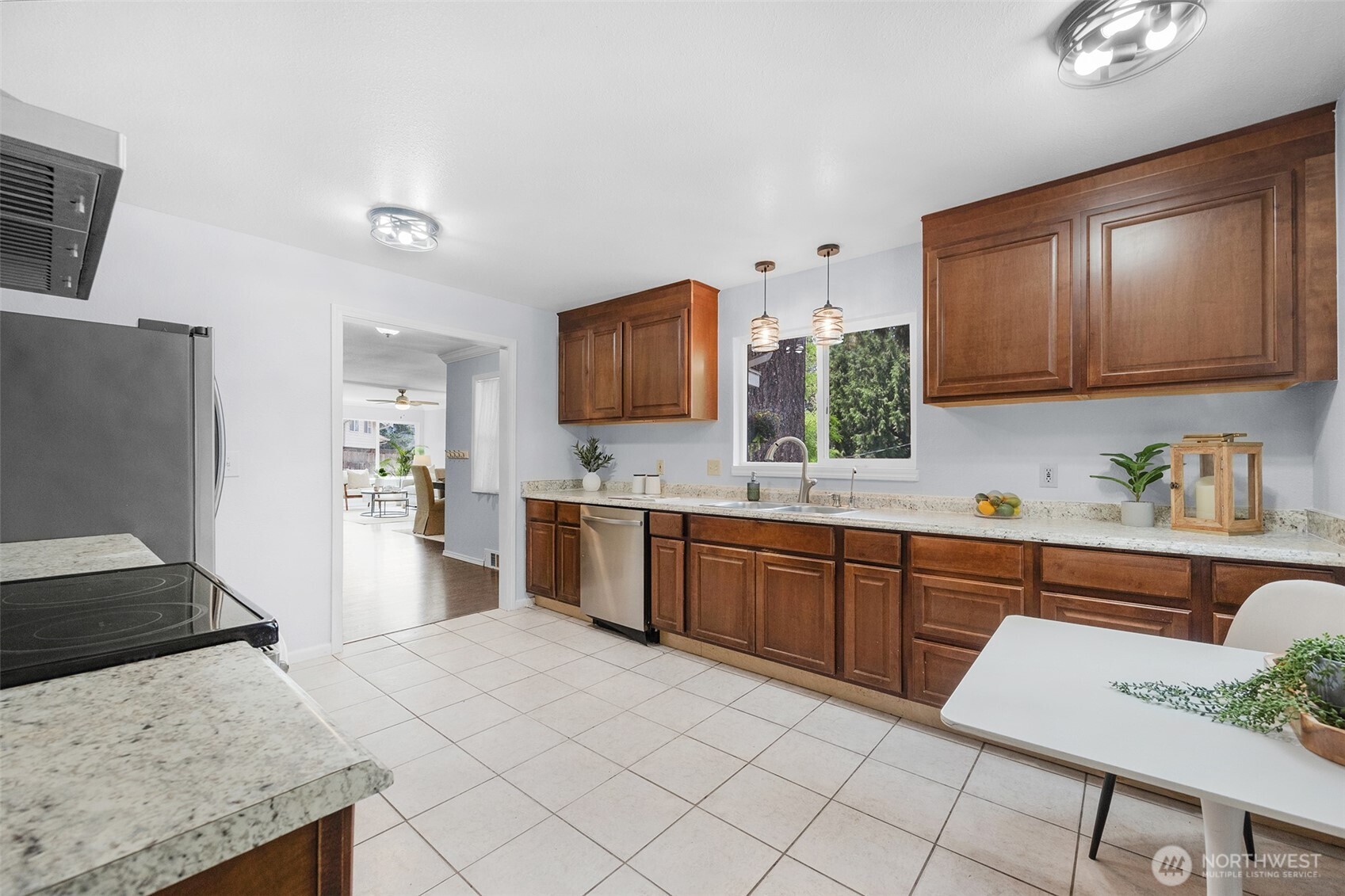17806 83rd Place Property Photo 17