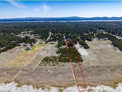 1100 212th Lane Property Photo 3
