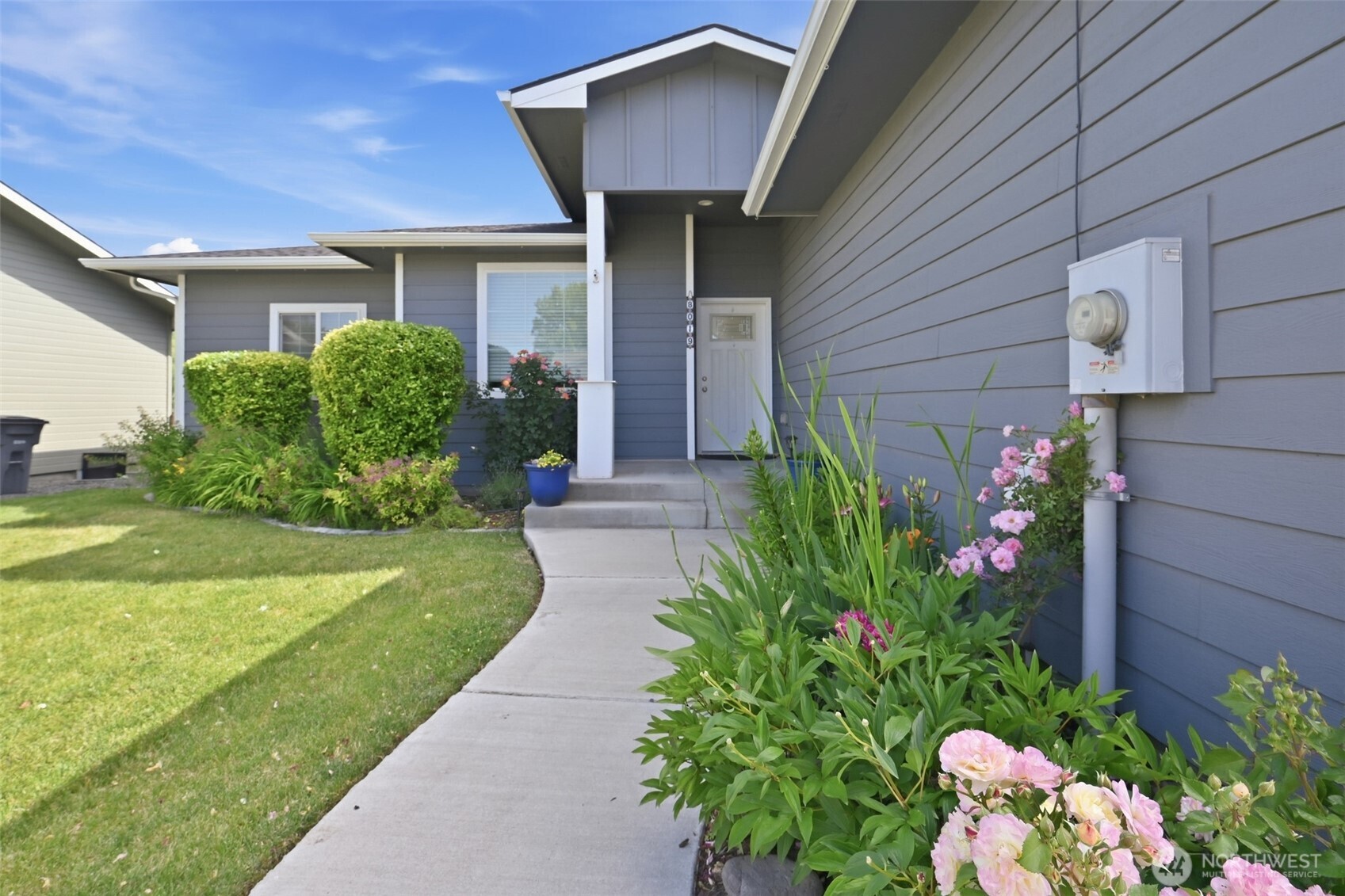 8019 Vialago Parkway Property Photo 15