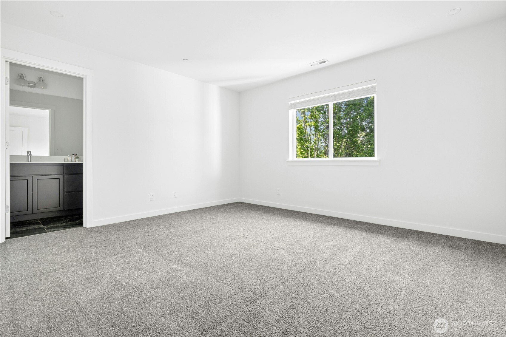 174 Countryman Drive Property Photo 20