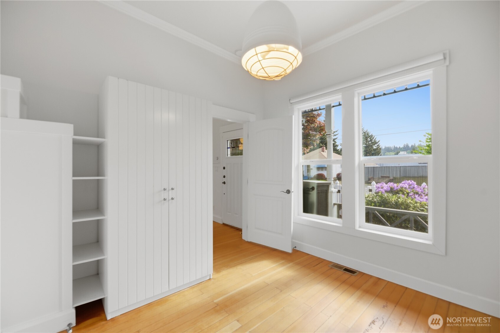 145 Park Avenue Property Photo 11