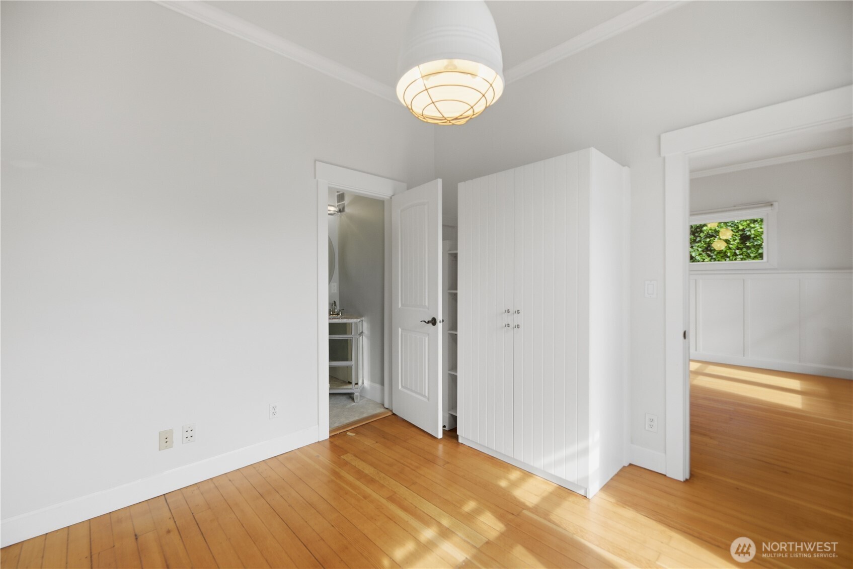 145 Park Avenue Property Photo 13