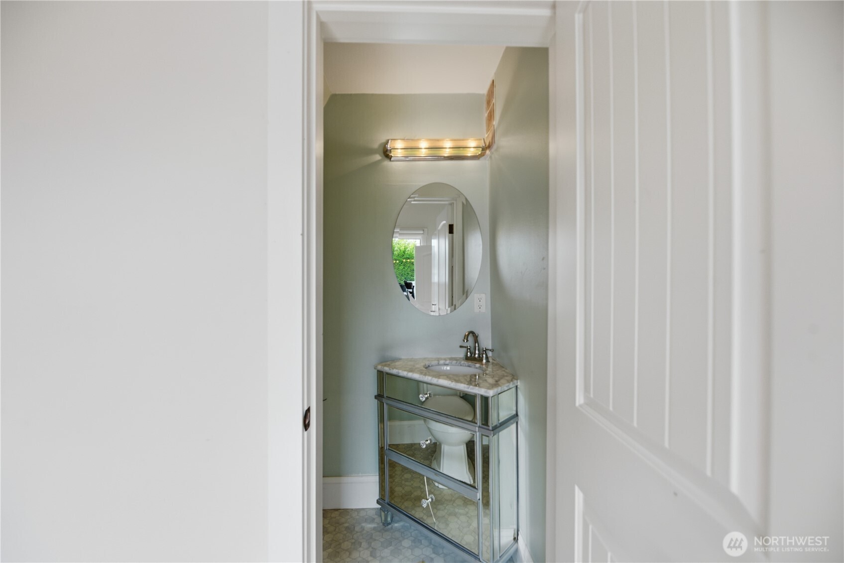 145 Park Avenue Property Photo 14