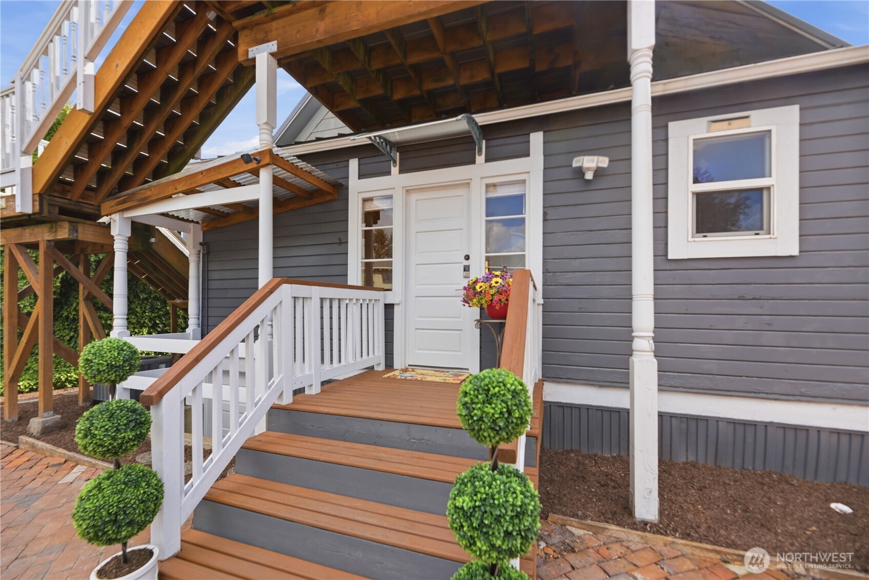 145 Park Avenue Property Photo 35