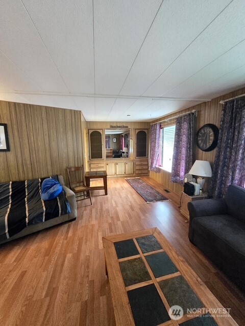 2302 R Street 43 Property Photo 4