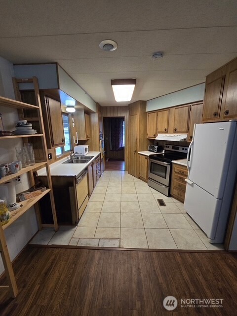 2302 R Street 43 Property Photo 6