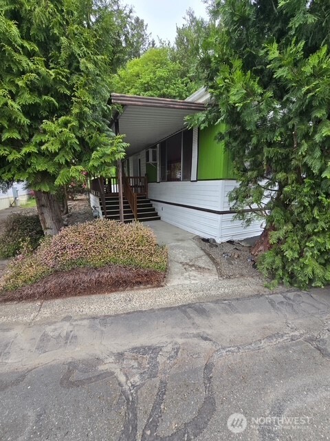 2302 R Street 43 Property Photo 28
