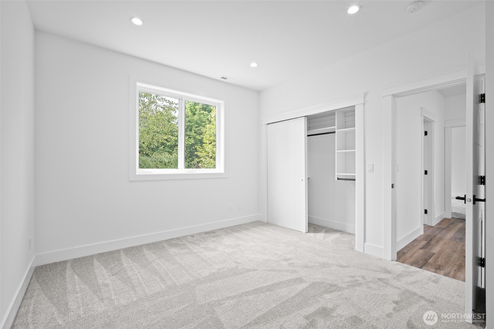 2150 Riverstone Loop Property Photo 28