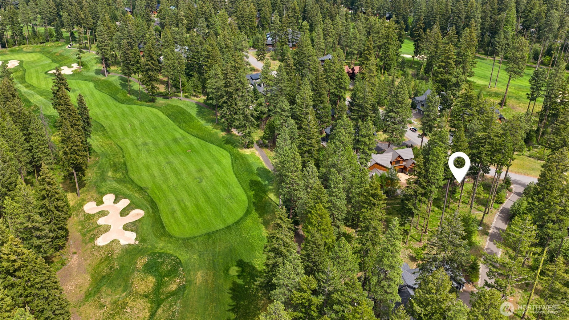 261 Maple Leaf Loop Property Photo 2