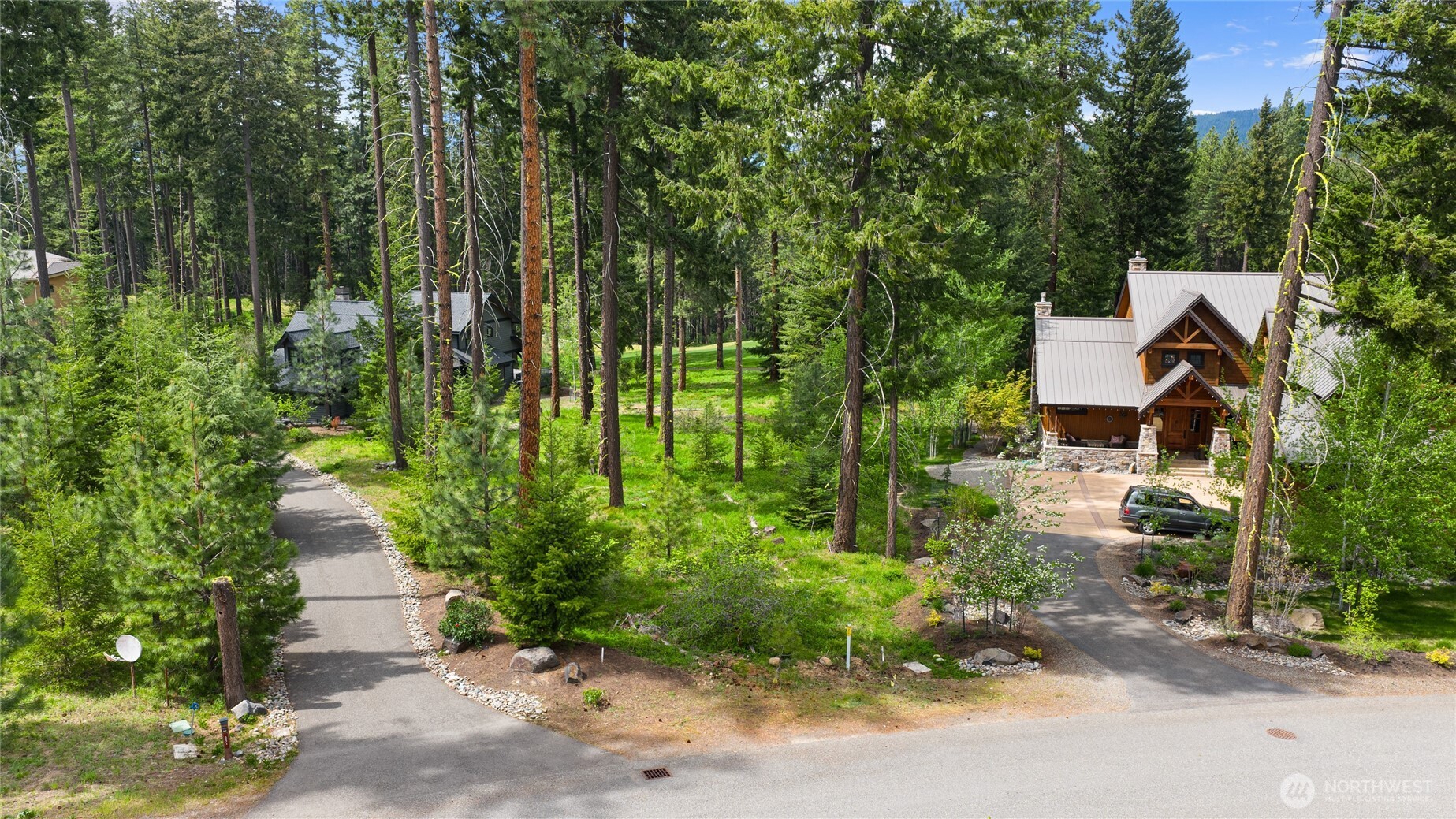 261 Maple Leaf Loop Property Photo 16