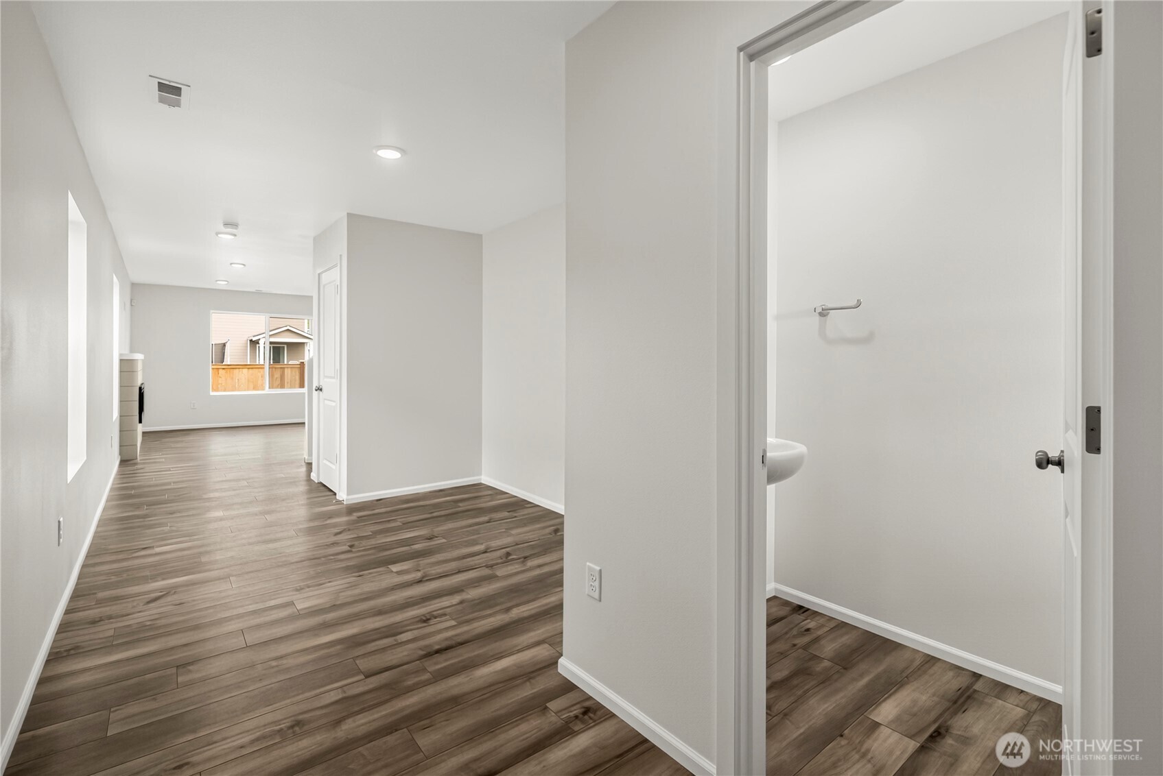 1454 Salzer Creek Loop Property Photo 4