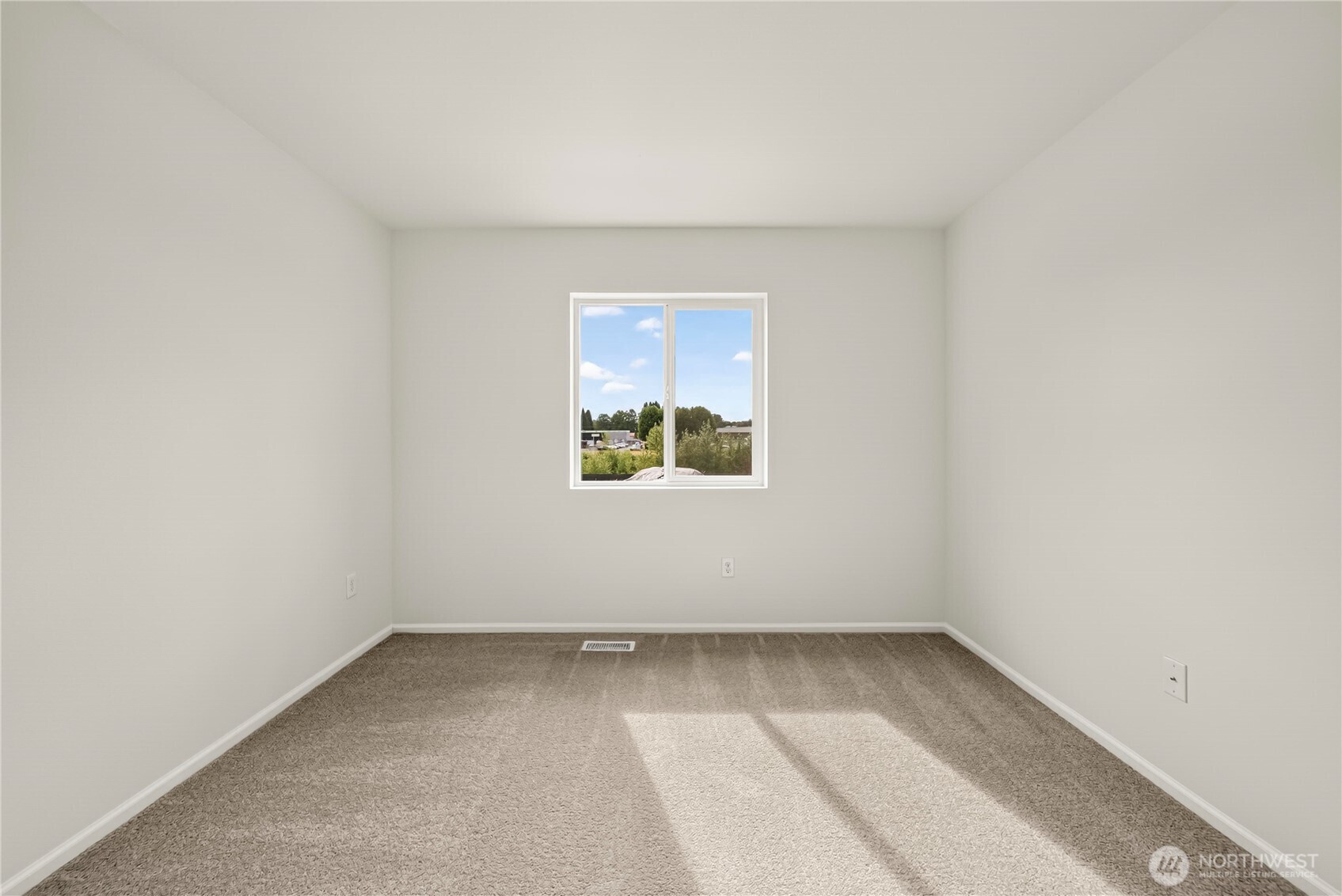 1454 Salzer Creek Loop Property Photo 23