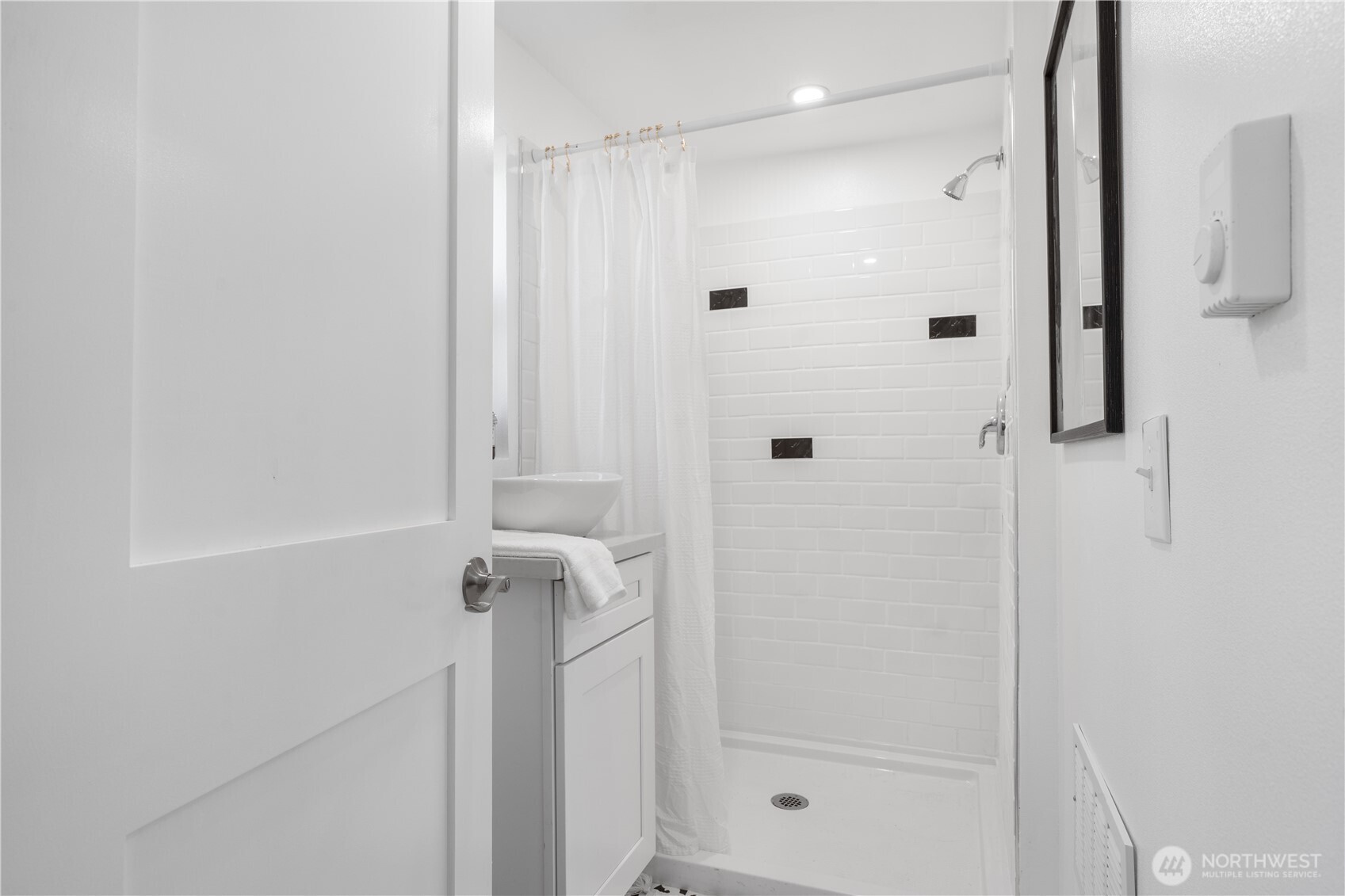 22504 Maple Drive Property Photo 14